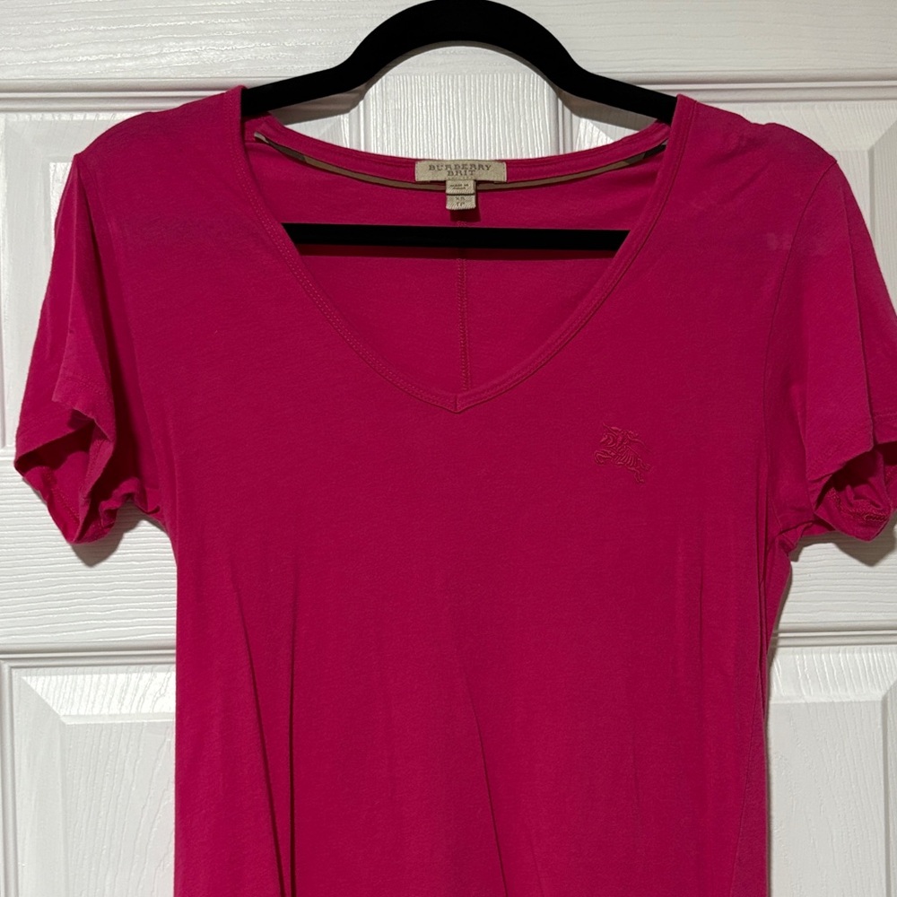 Burberry Brit Hot Pink V Neck with Logo XS 100% Cotton